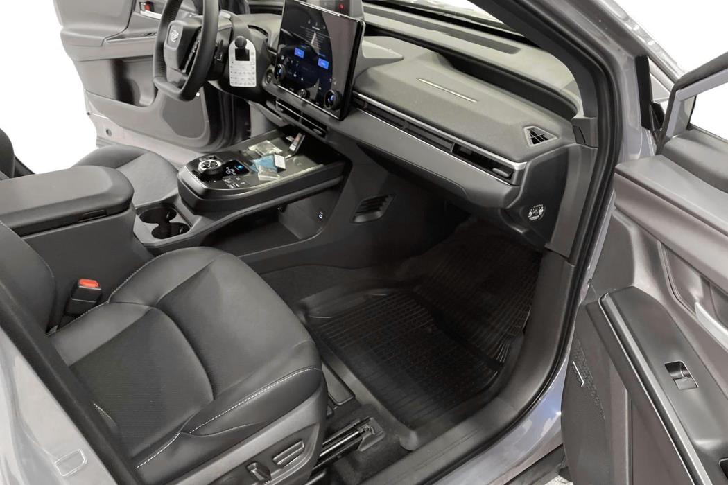 Subaru Solterra 2026