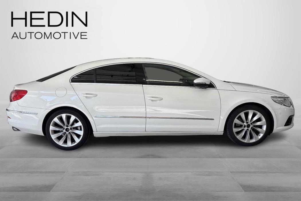VOLKSWAGEN PASSAT CC 2010