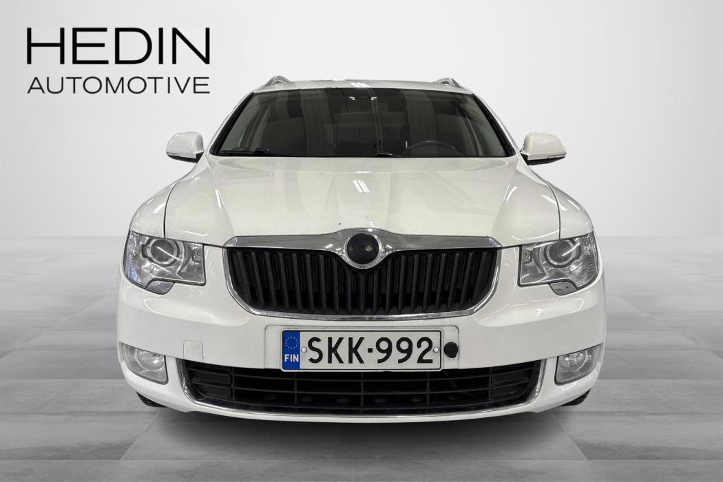 SKODA SUPERB 2010