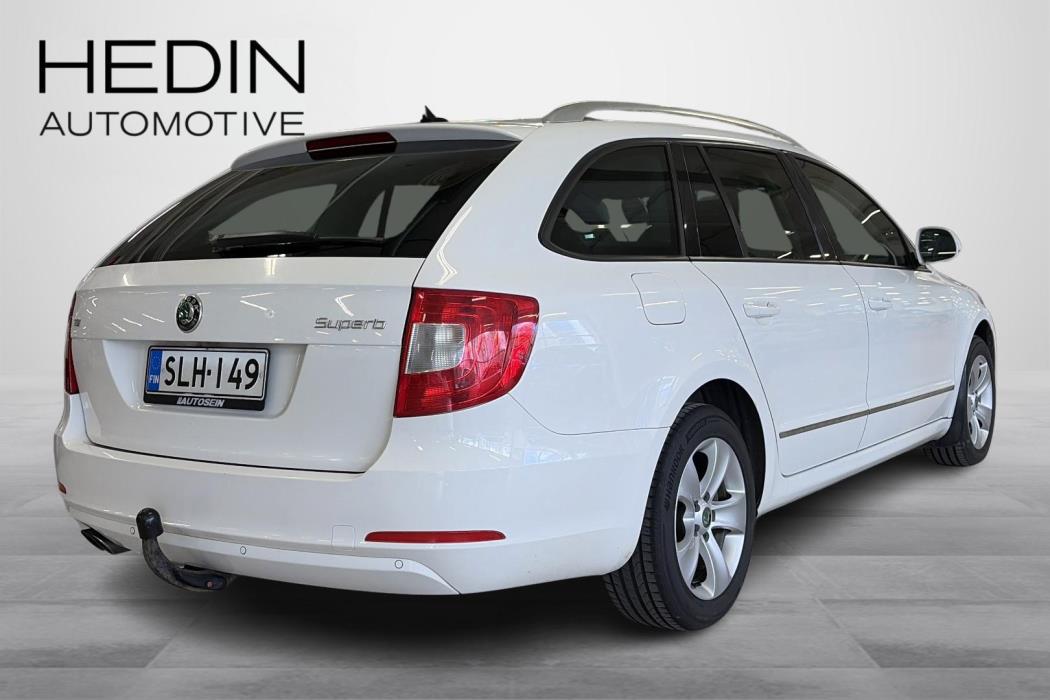 Skoda Superb 2013
