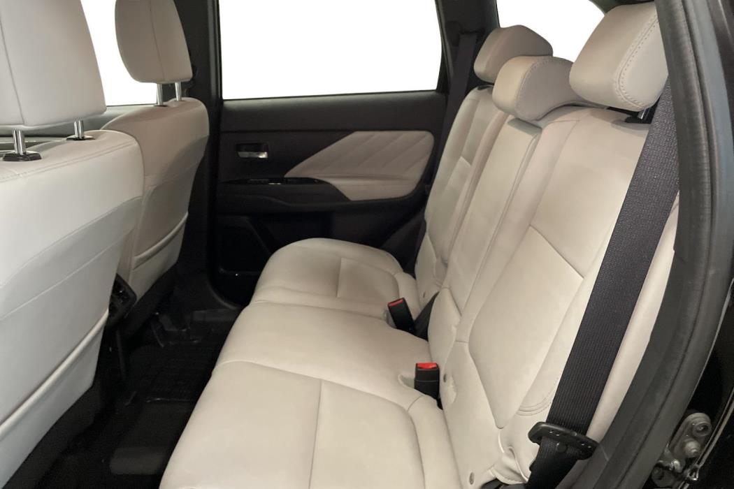 Mitsubishi Outlander PHEV 2019