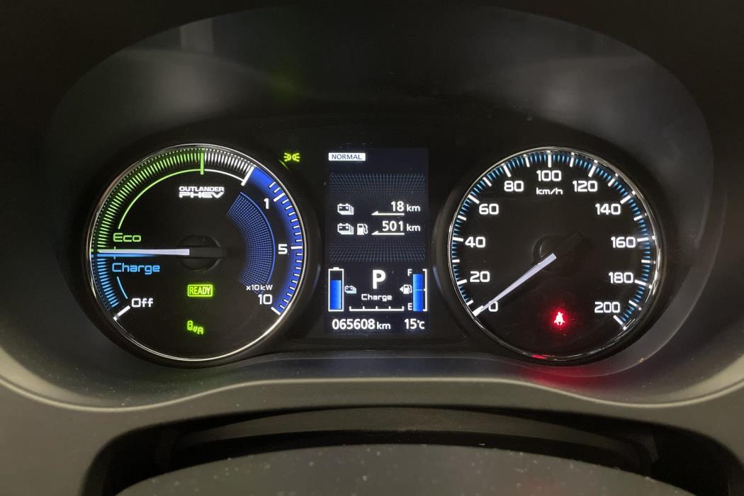 Mitsubishi Outlander PHEV 2019