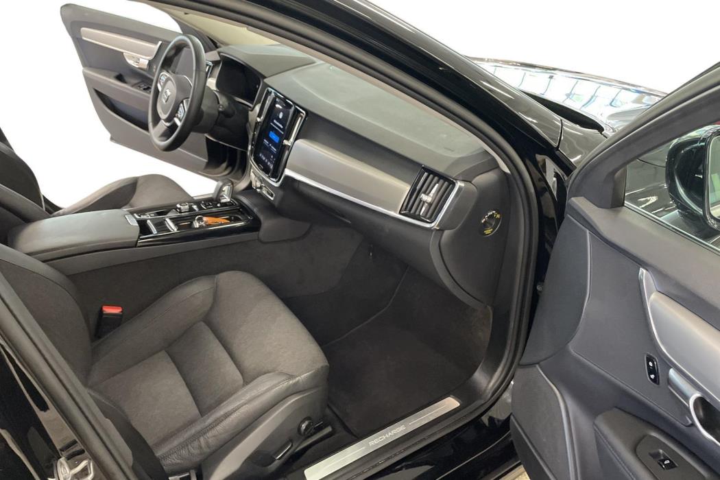 Volvo V90 2023