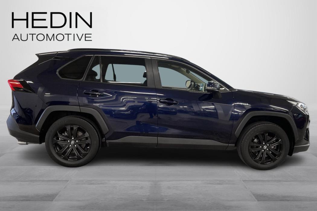 Toyota RAV4 2021