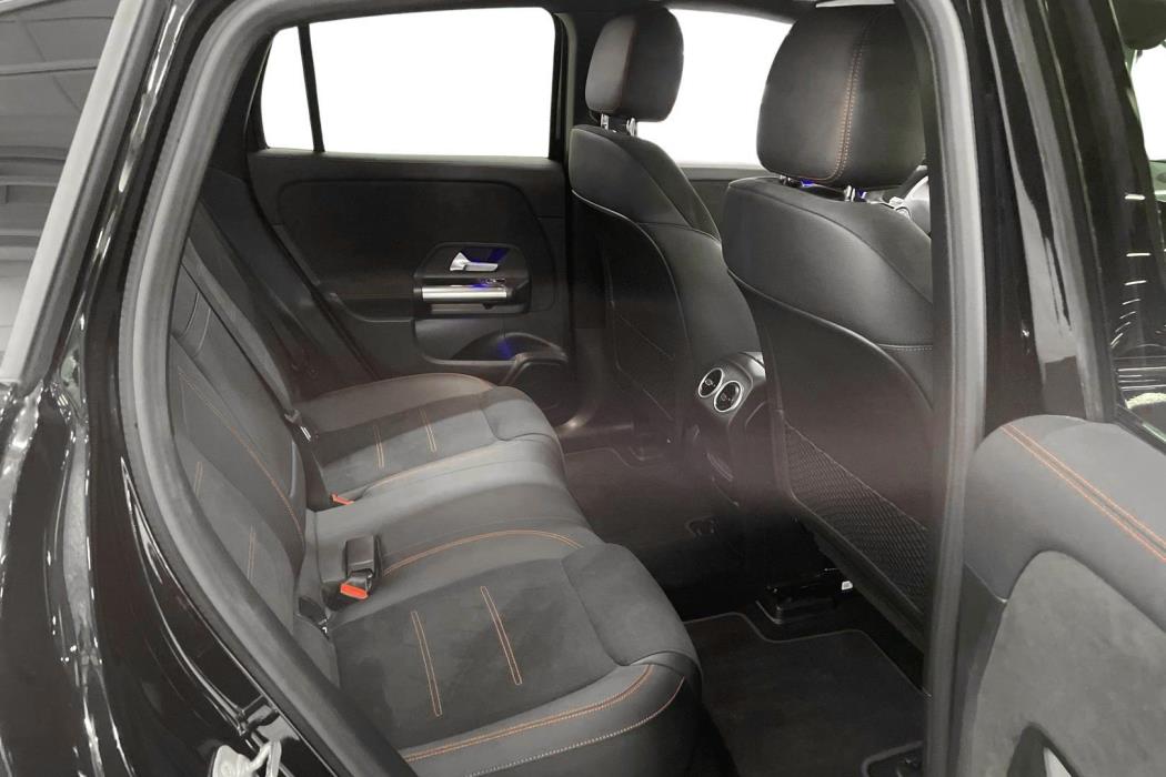 Mercedes-Benz EQA 2025