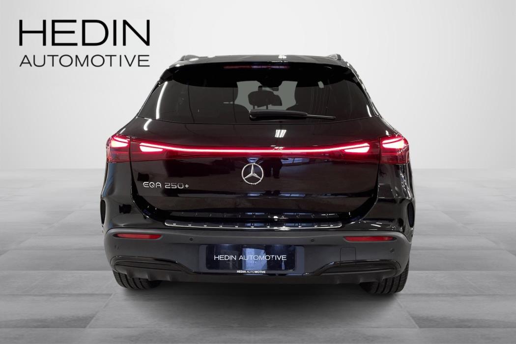 Mercedes-Benz EQA 2025