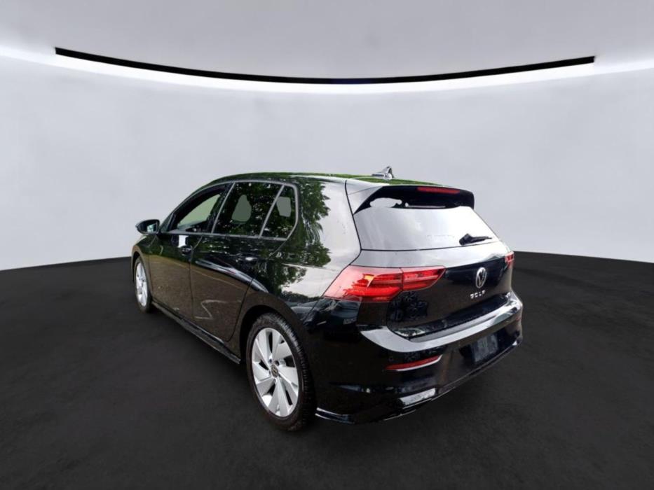 Volkswagen Golf 2024