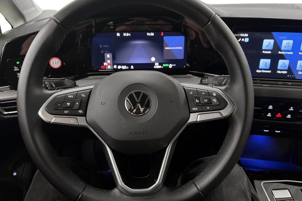 Volkswagen Golf 2022
