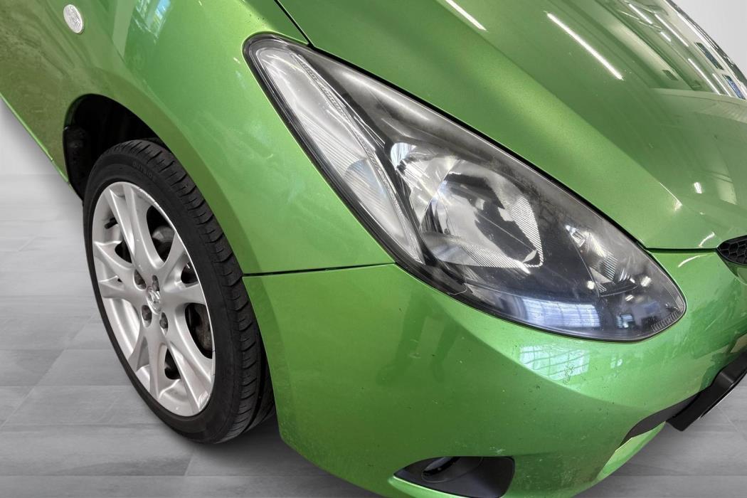 MAZDA Mazda2 2009
