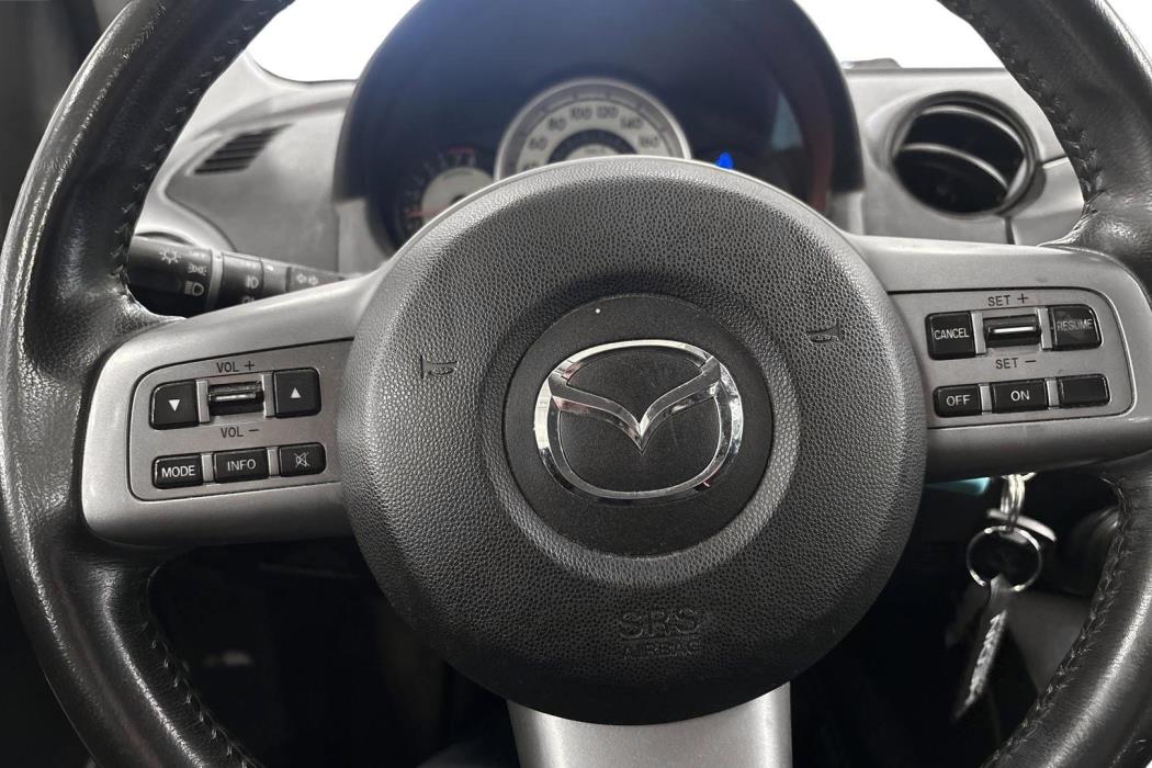 MAZDA Mazda2 2009