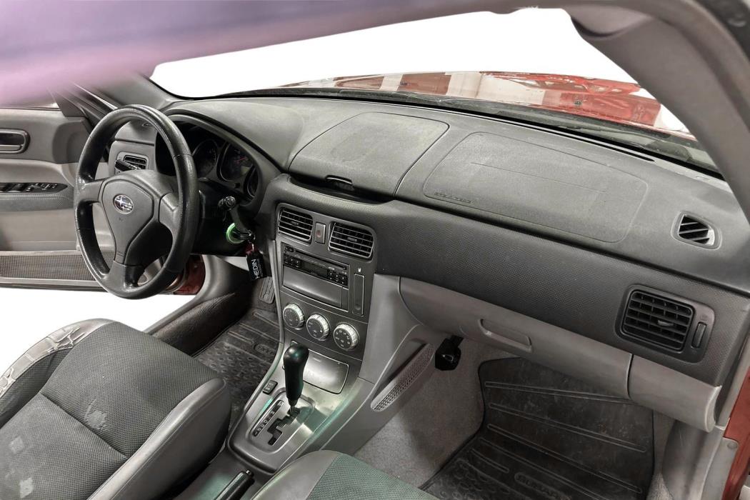 SUBARU FORESTER 2004