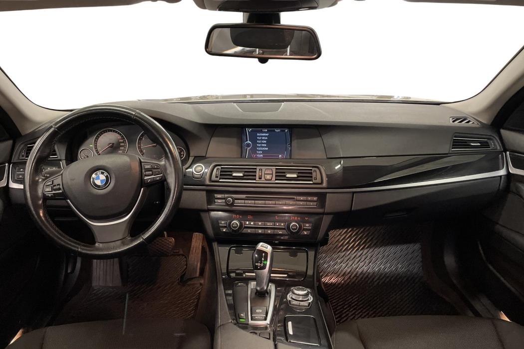 BMW 523 2010