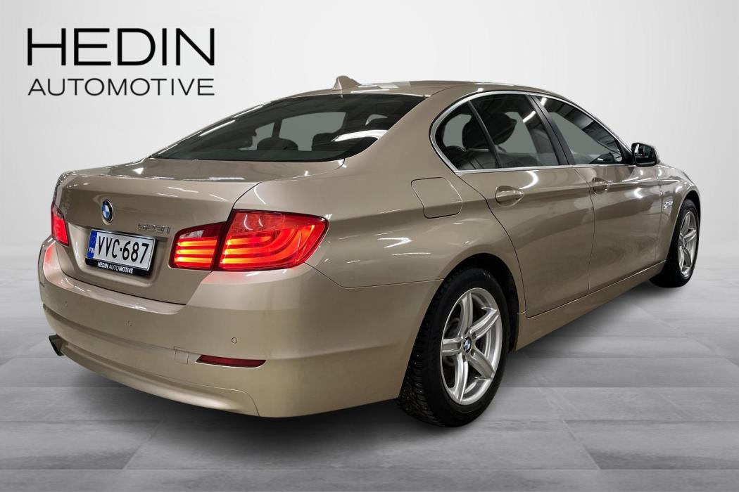 BMW 523 2010
