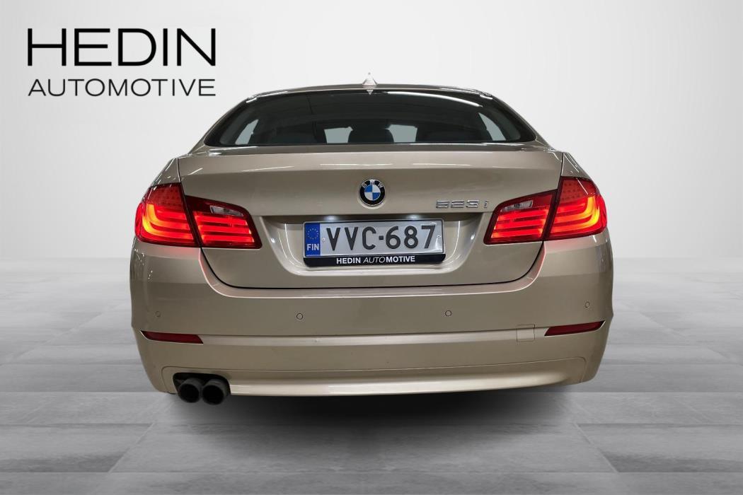 BMW 523 2010