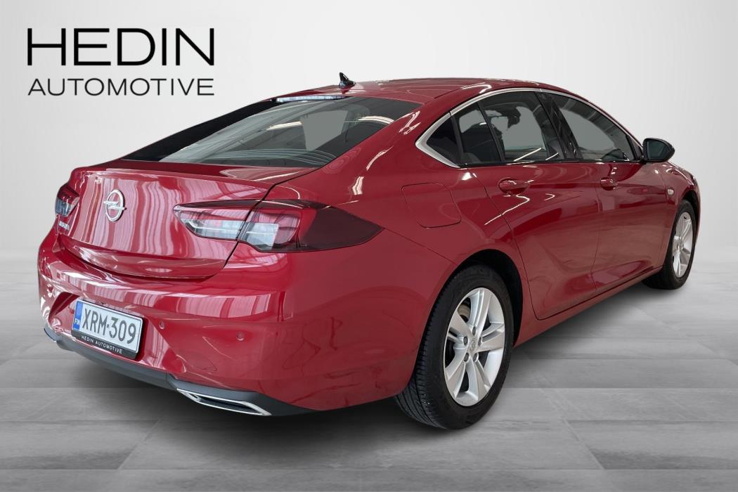 OPEL INSIGNIA 2022