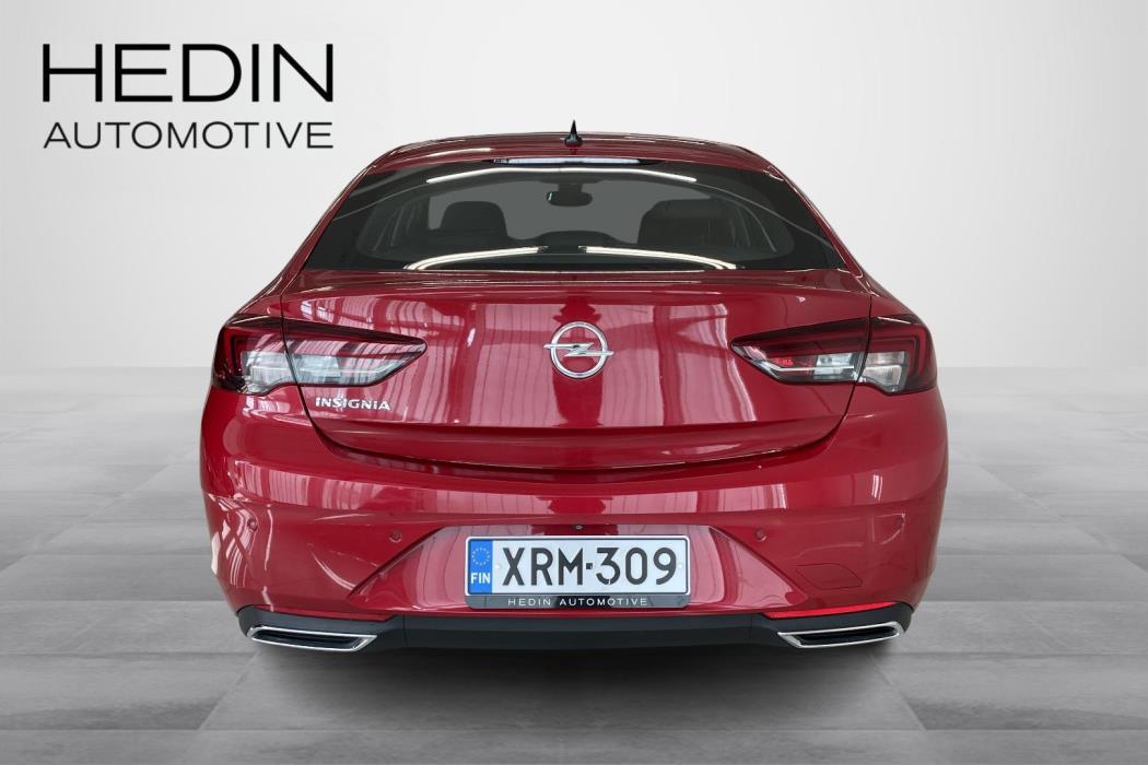 OPEL INSIGNIA 2022