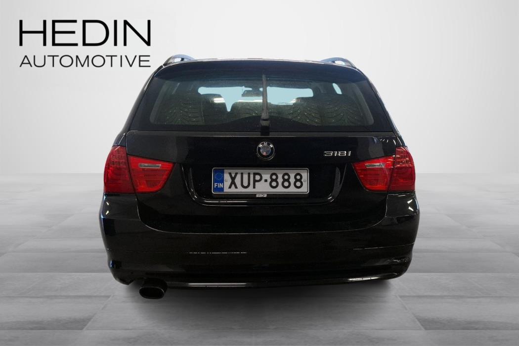 BMW 318 2009