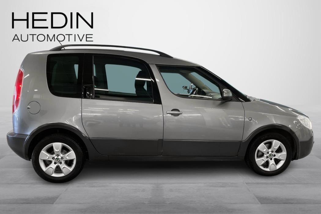 SKODA ROOMSTER 2012