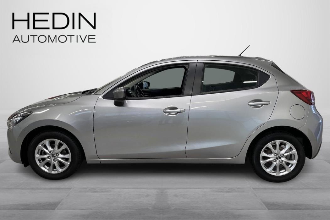 MAZDA Mazda2 2017