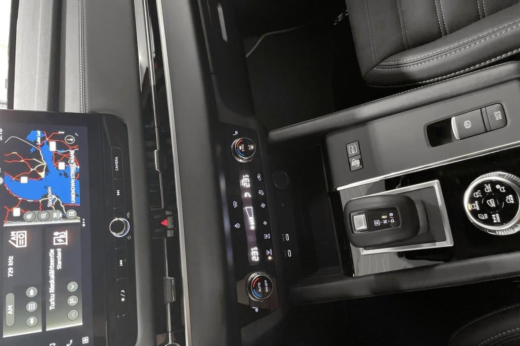 Mitsubishi Outlander 2025