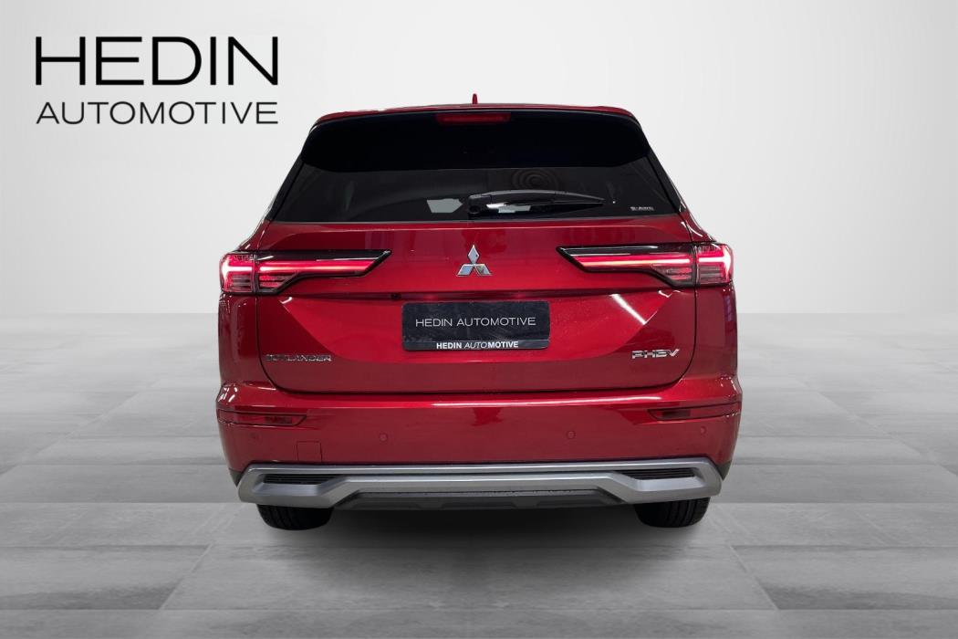 Mitsubishi Outlander 2025