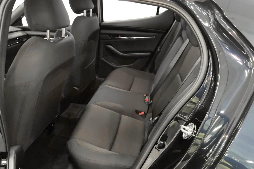 MAZDA 3 2025