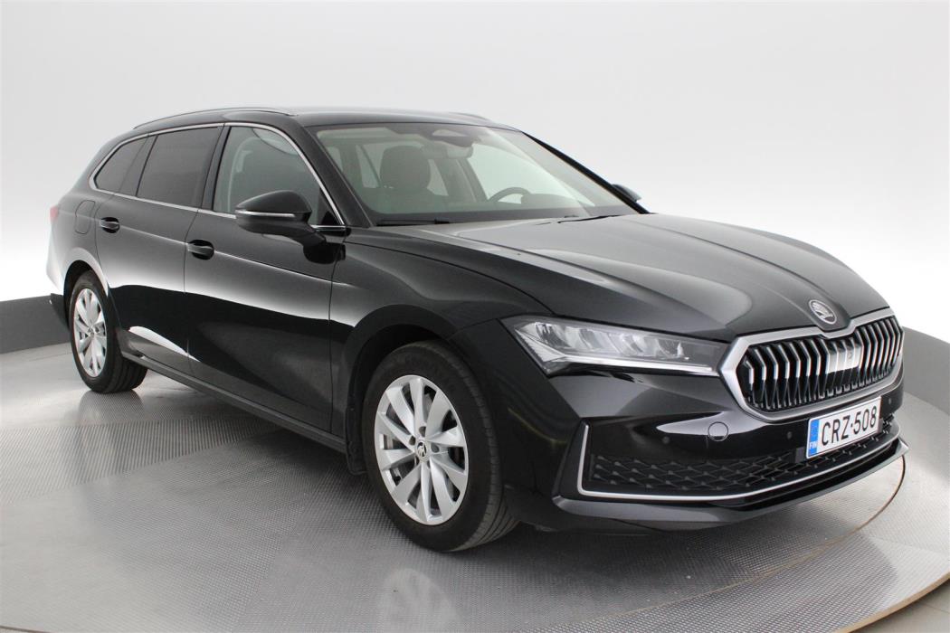 SKODA Superb 2024