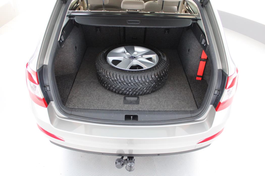 SKODA Octavia 2015