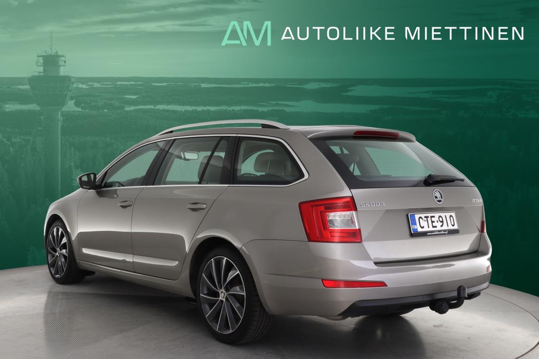 SKODA Octavia 2015