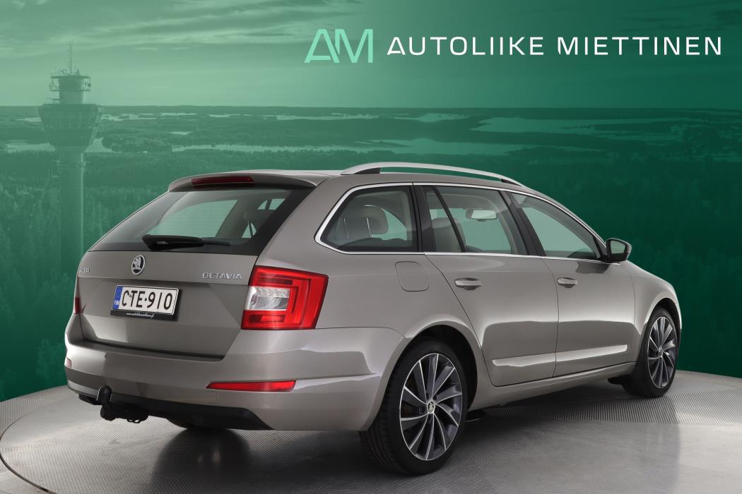 SKODA Octavia 2015