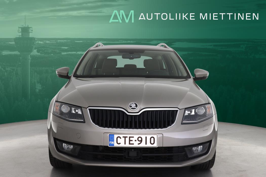 SKODA Octavia 2015