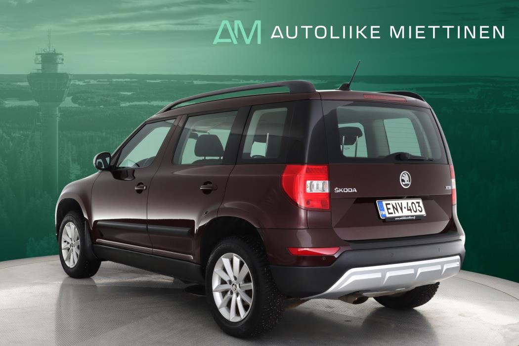 SKODA Yeti 2015