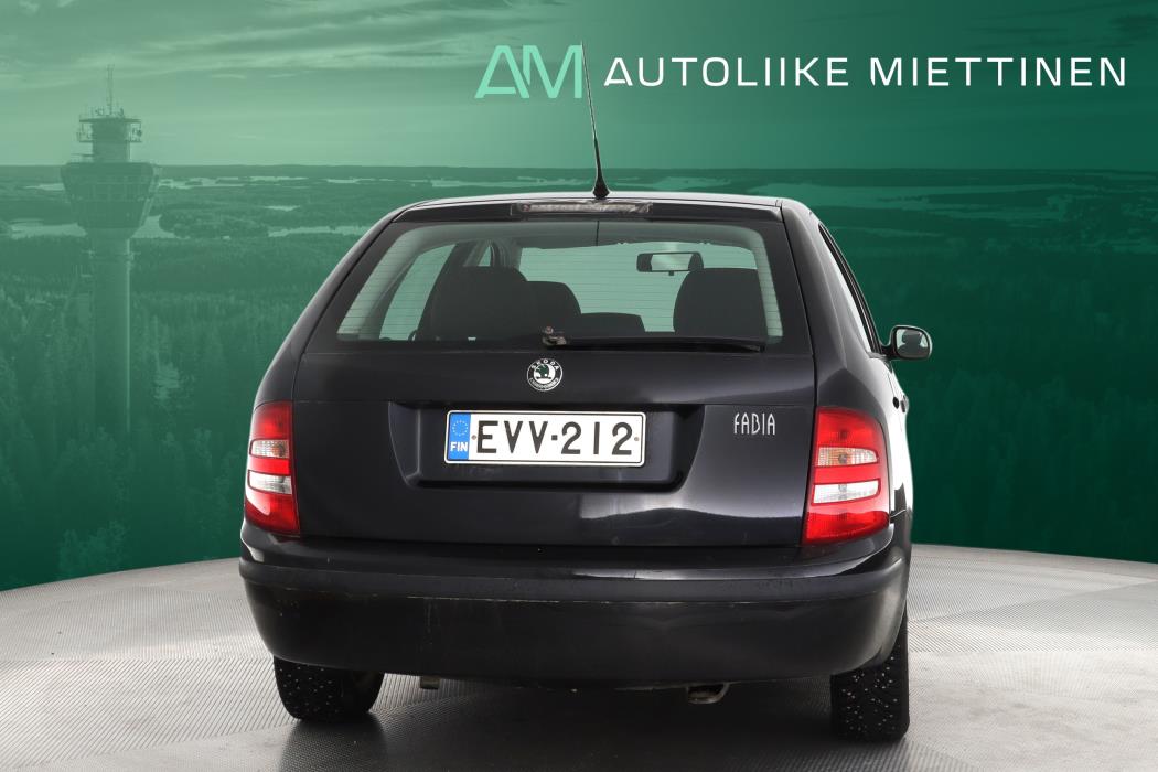 SKODA FABIA 2004