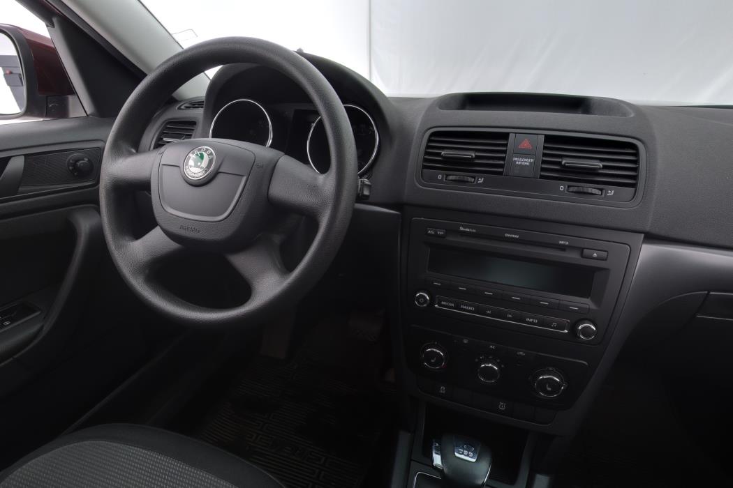 SKODA Yeti 2011