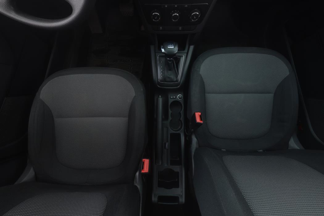 SKODA Yeti 2011