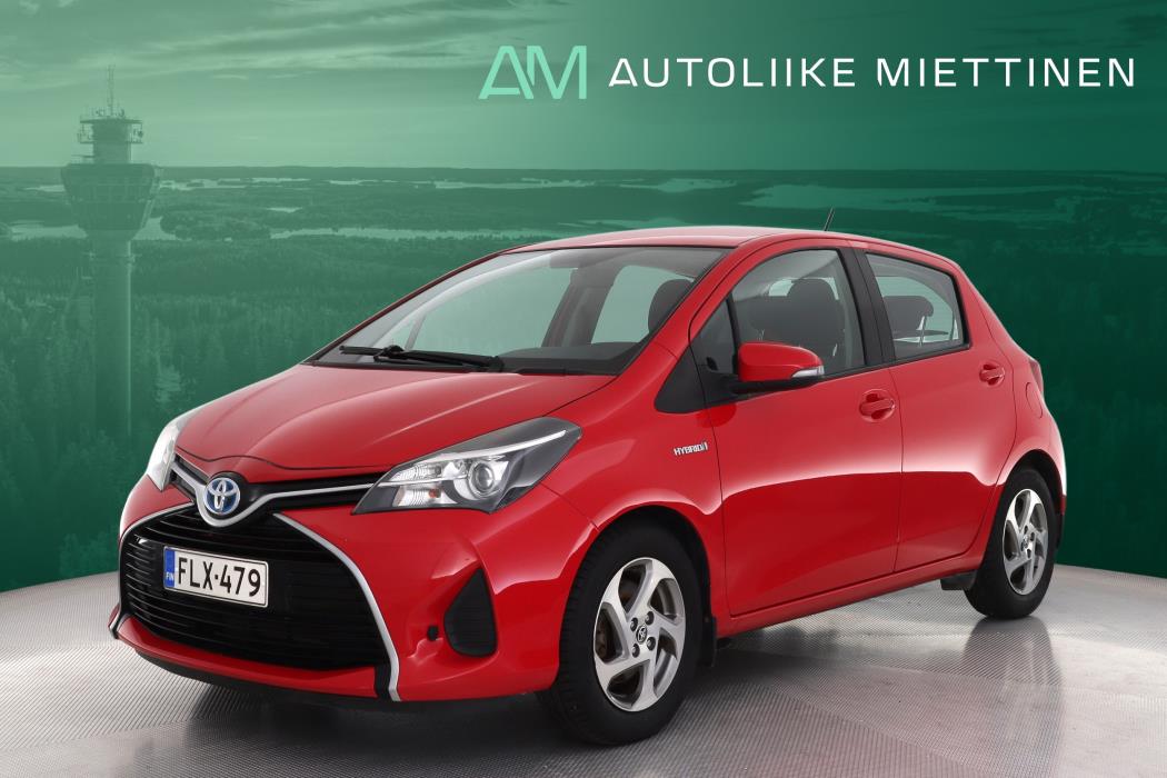 TOYOTA Yaris 2015