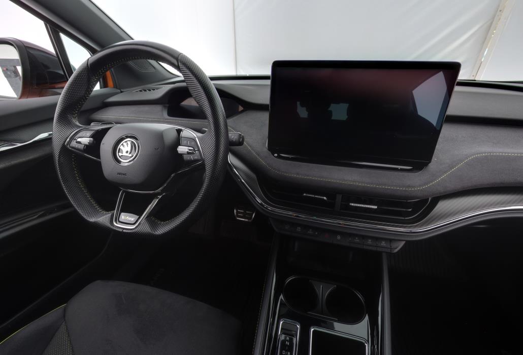 SKODA Enyaq 2023