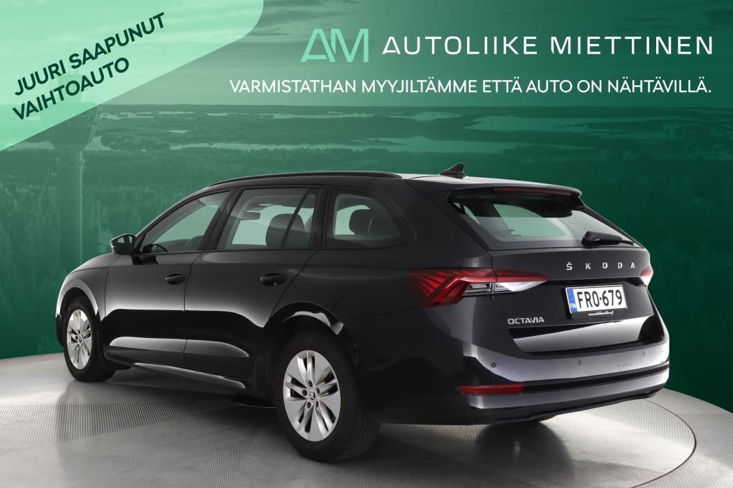 SKODA Octavia 2023