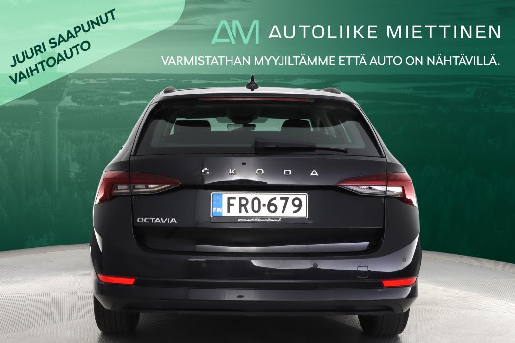 SKODA Octavia 2023