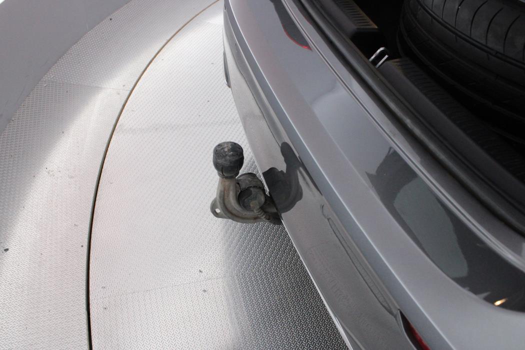 MERCEDES-BENZ A 2019