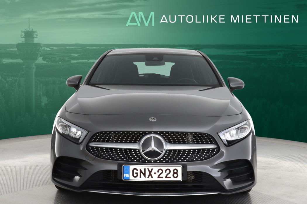 MERCEDES-BENZ A 2019