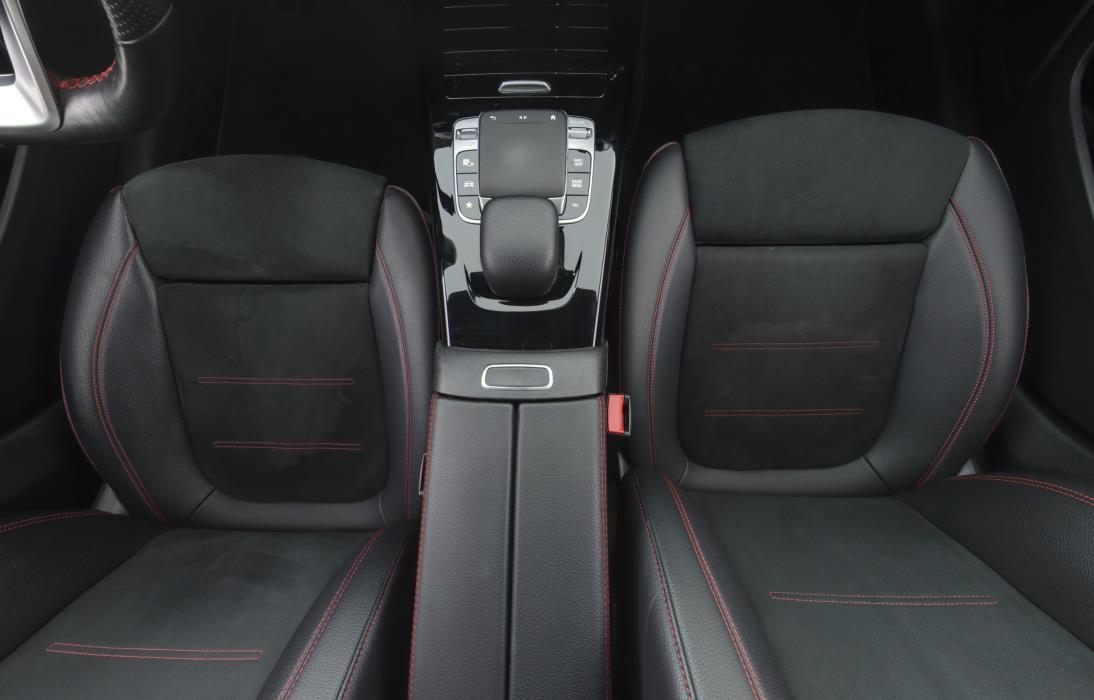 MERCEDES-BENZ A 2019