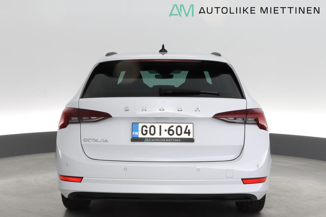SKODA Octavia 2021
