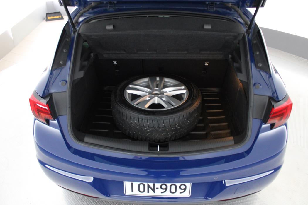 OPEL Astra 2018