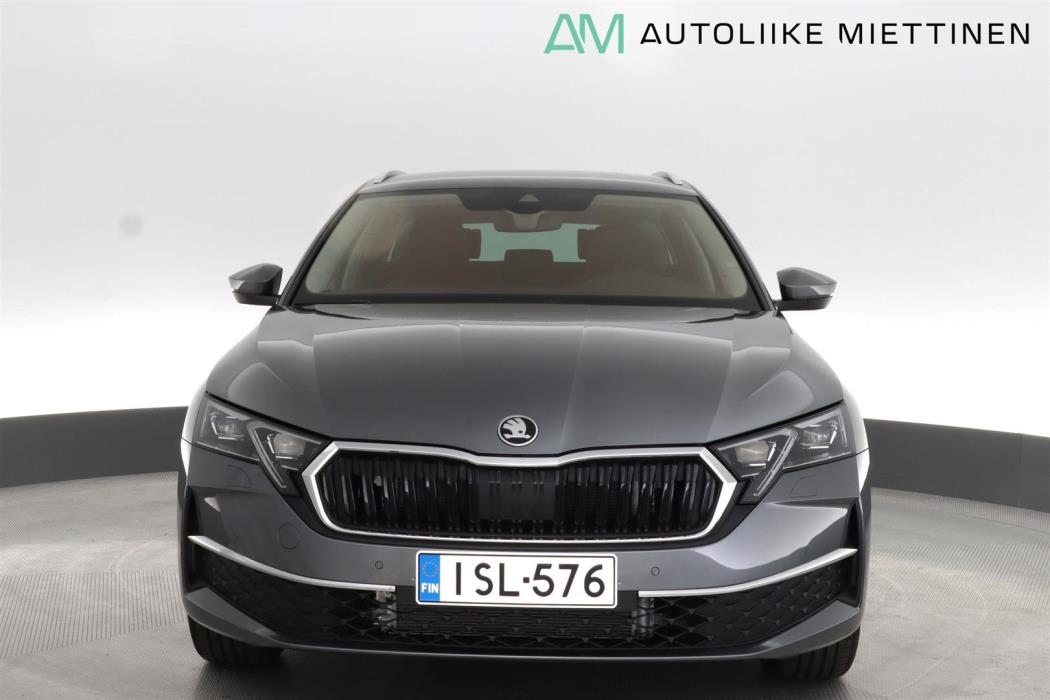 SKODA Octavia 2025
