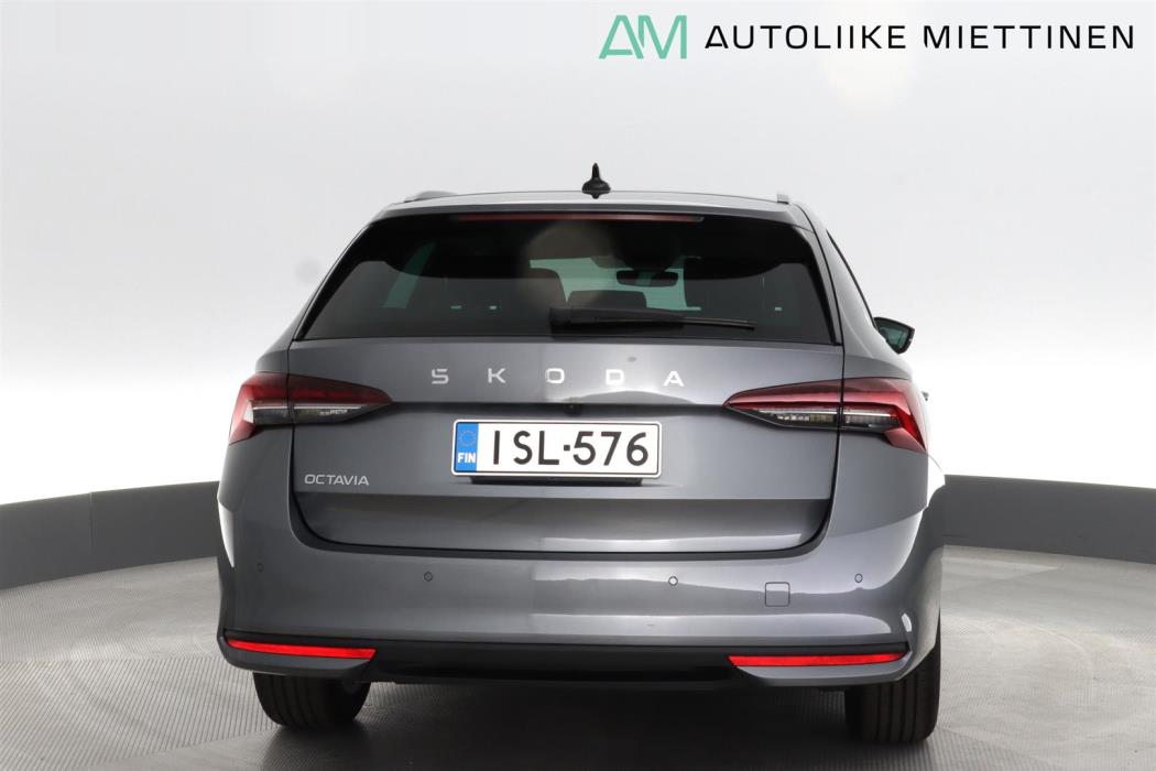 SKODA Octavia 2025