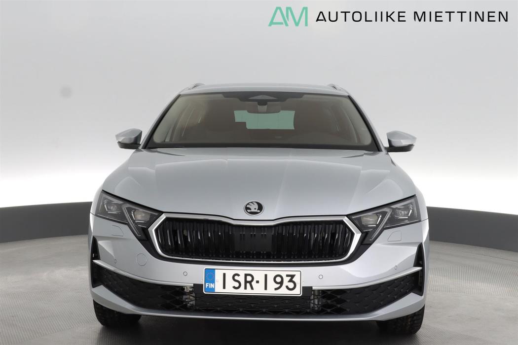 SKODA Octavia 2025