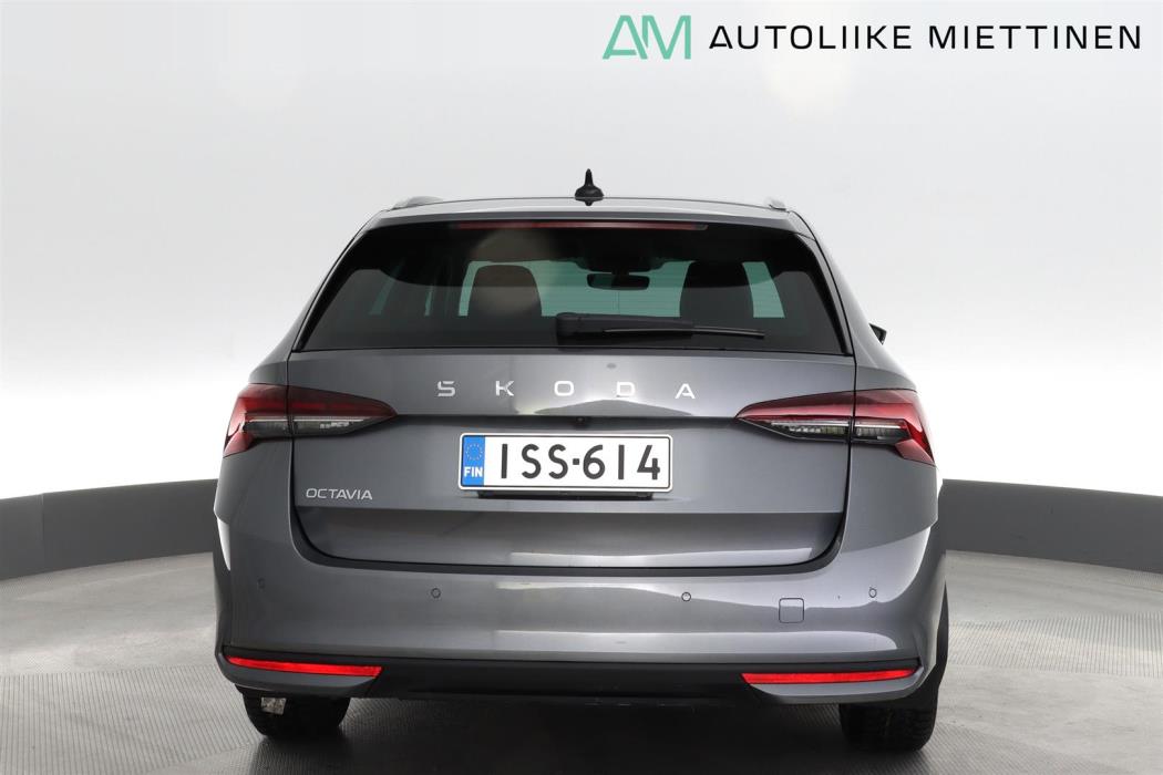 SKODA Octavia 2025
