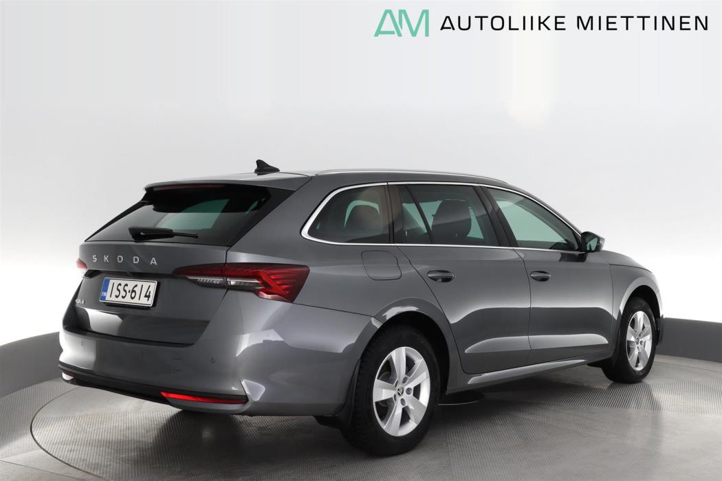 SKODA Octavia 2025