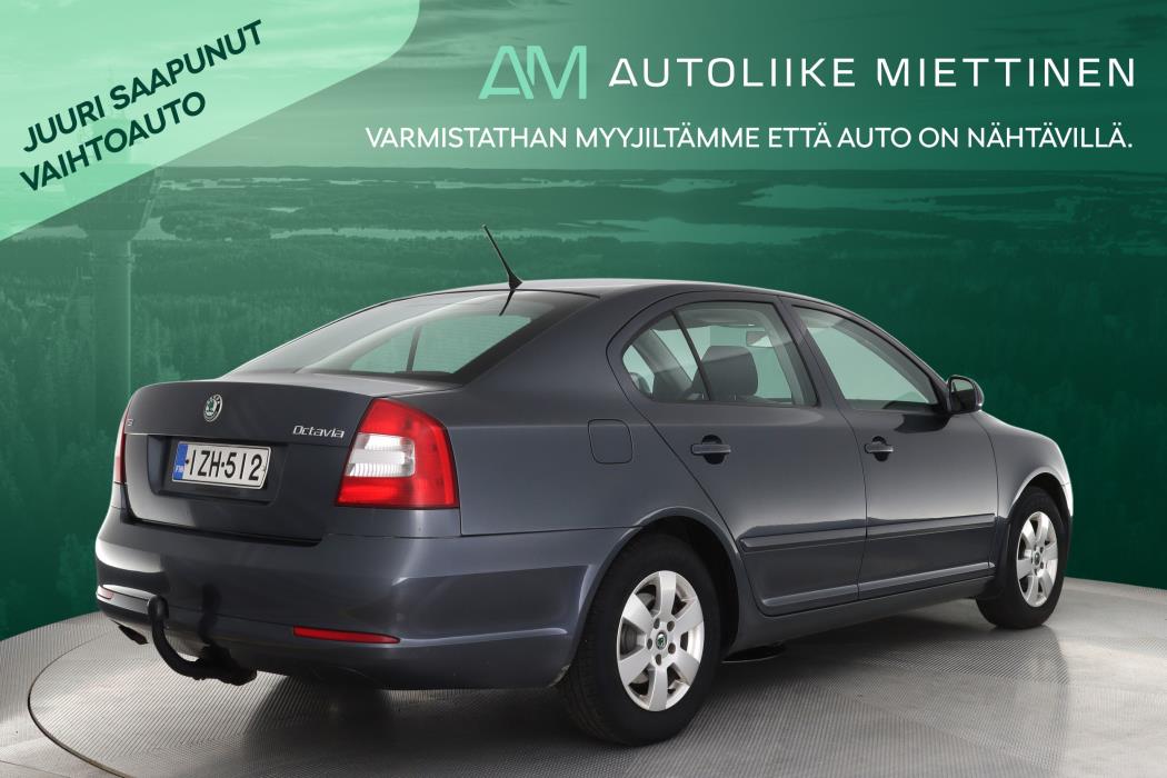 SKODA Octavia 2011